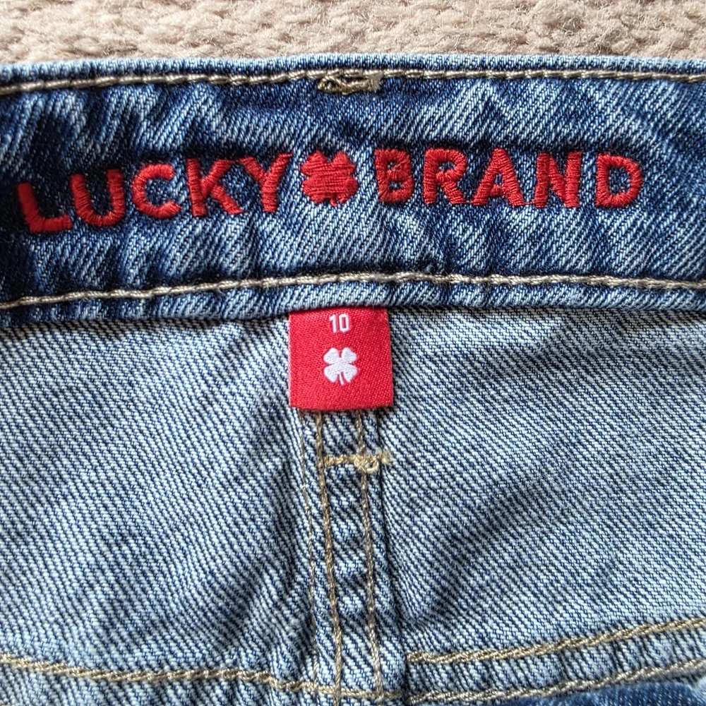 NWOT Lucky Brand Denim Midi Skirt Size 10 Blue Jean Skirt Front Slit Raw Hem Y2K - Picture 2 of 4